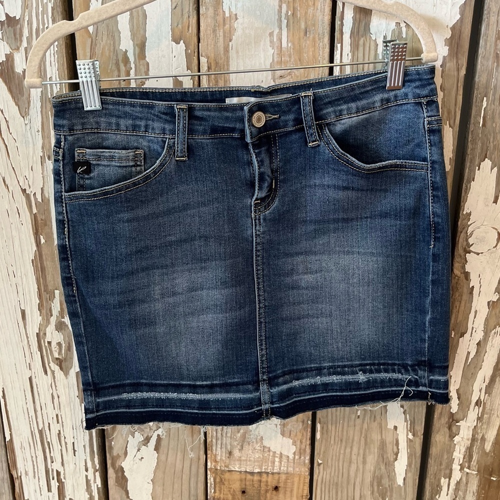 KanCan denim skirt size 5/26 Length 14.5”